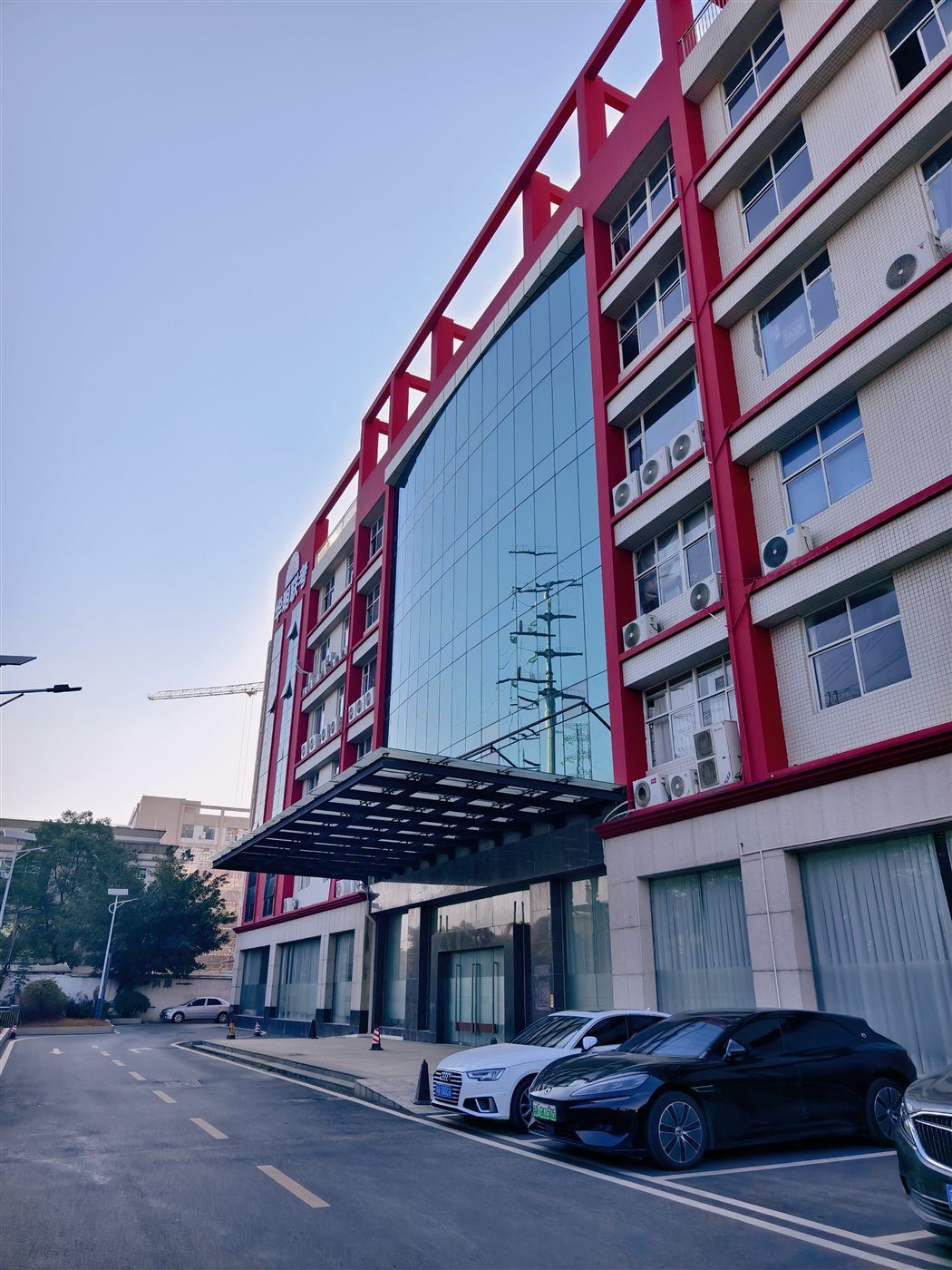校园外立面