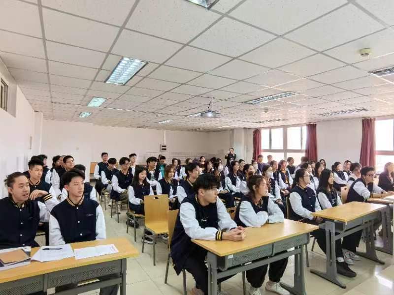 联考中国港澳台联考北京校区：2025年北京大学港澳台高中生领航计划报名时间延长通知