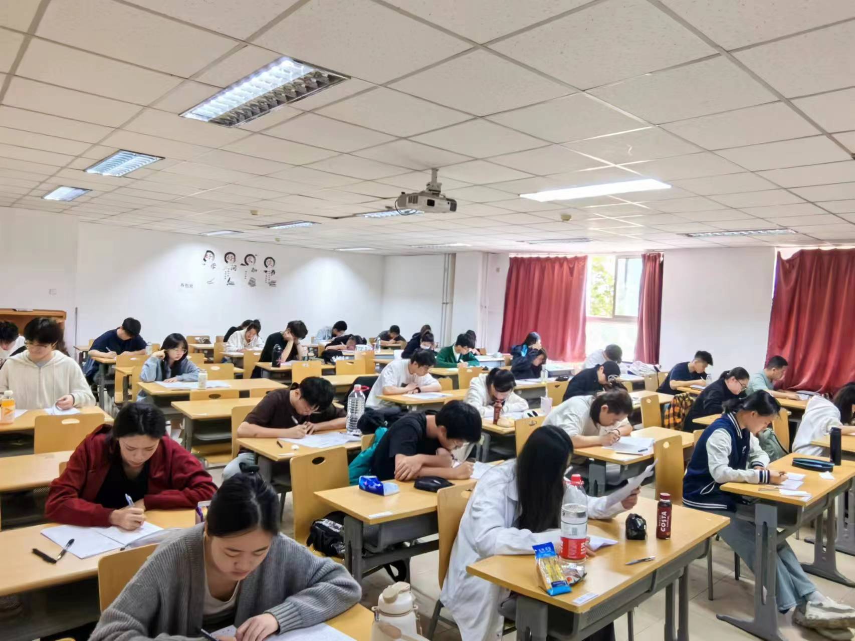 联考中国港澳台联考北京校区：双一流院校！中央财经大学联考中国专场联招宣讲会！