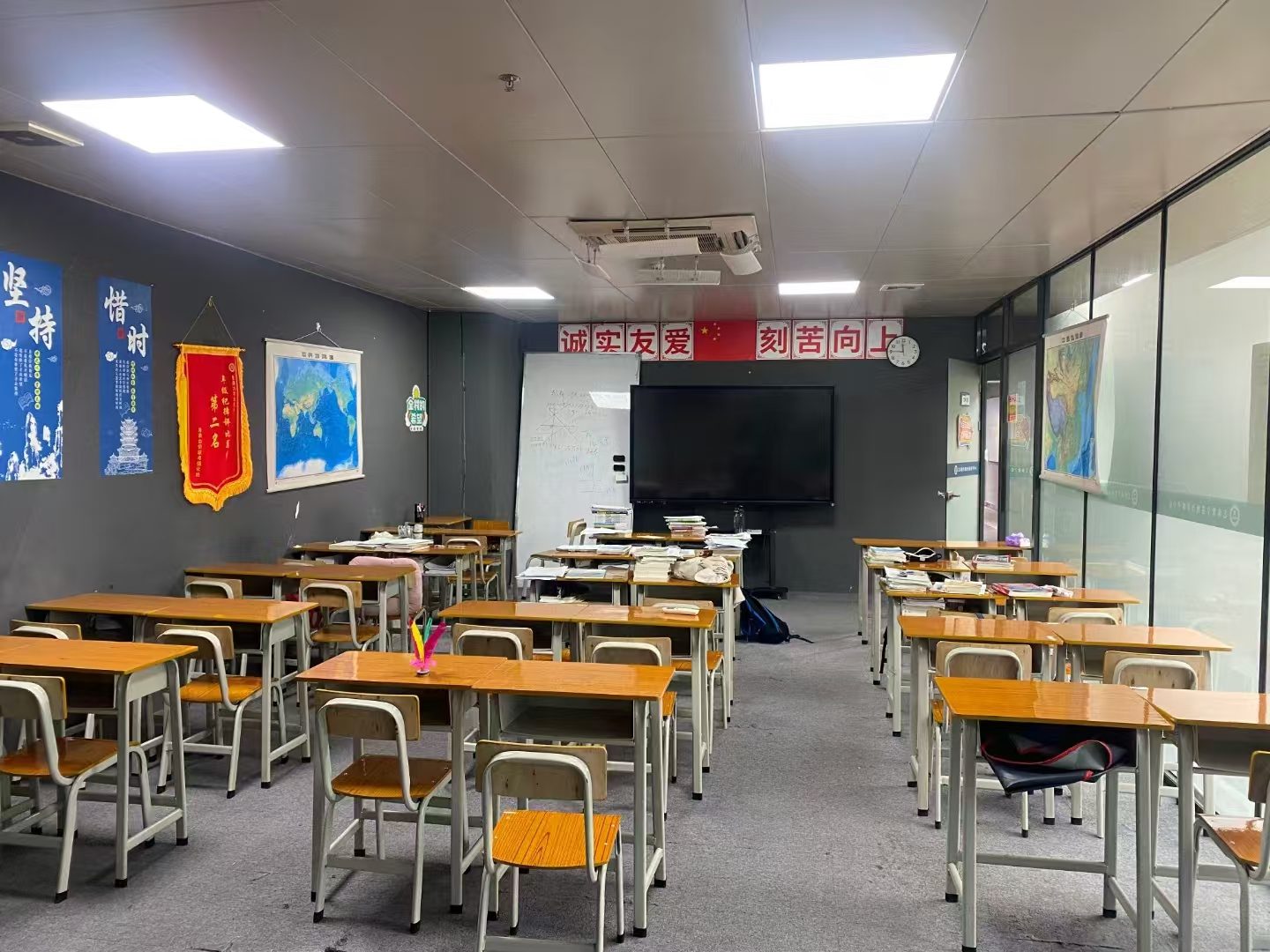 原暨南大学出版社联考班创始人创办：2026港澳台联考报名人数增加，为什么不一定代表更难？