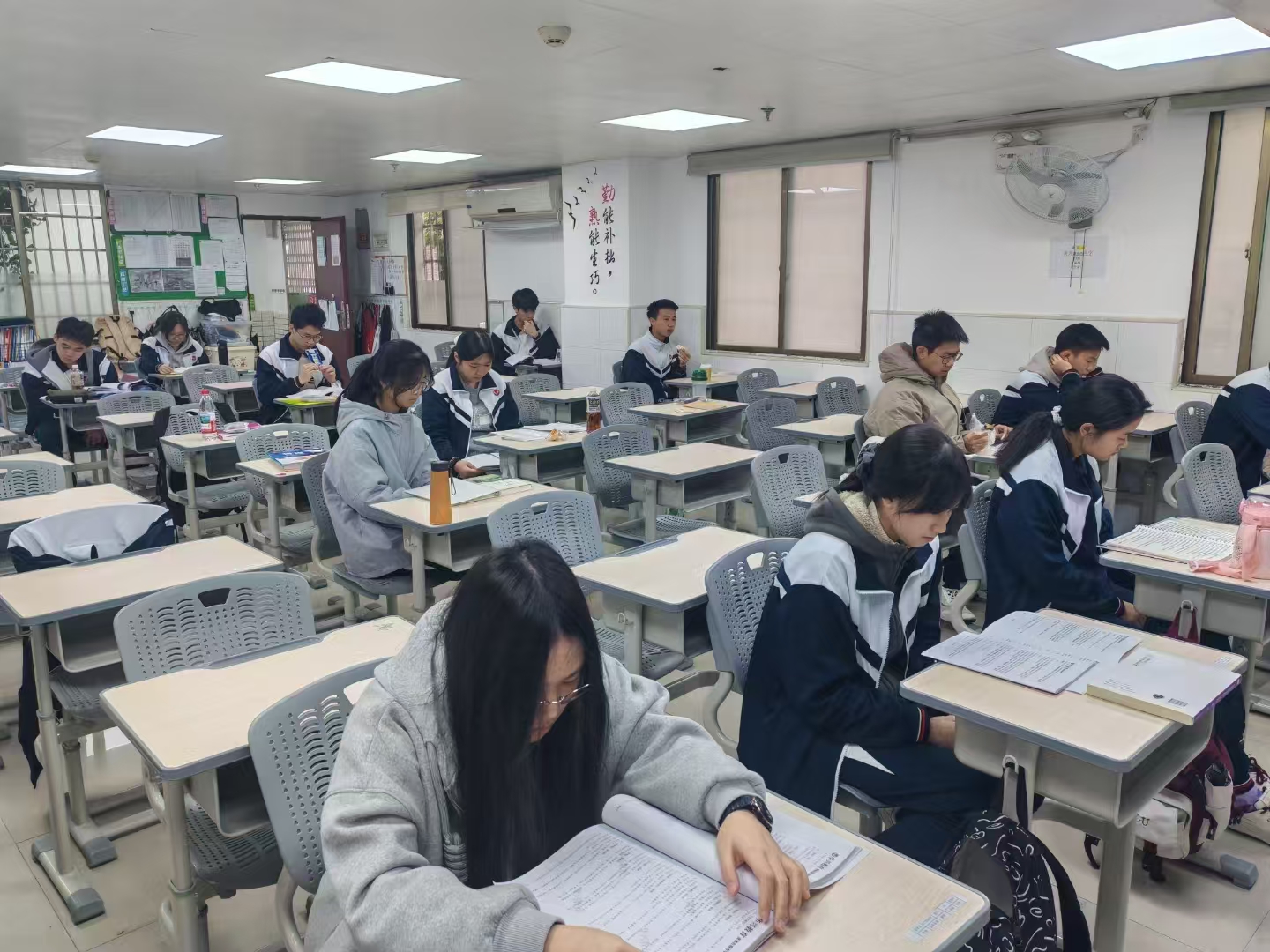 华兴机构实景资料图